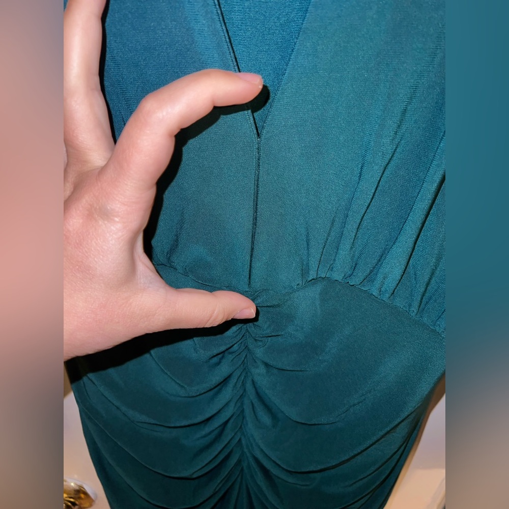 Windsor Green Low Cut Mermaid Dress Formal Prom Wedding Homecoming - Picture 4 of 5